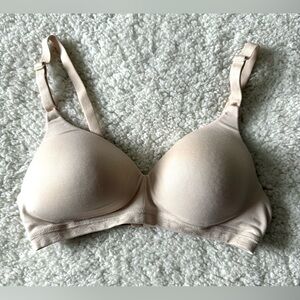 Warner’s Womens Super Soft Wireless Lightly Lined Comfort Bra Beige Size 34A New